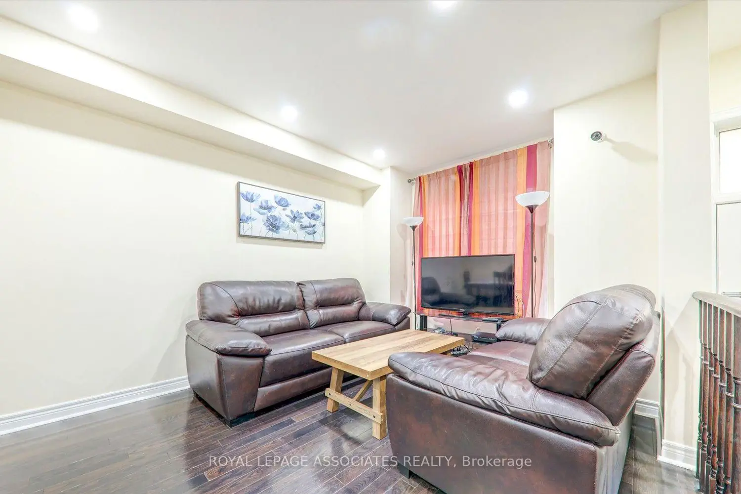 Additional image 6 of 19 Kawneer Terrace