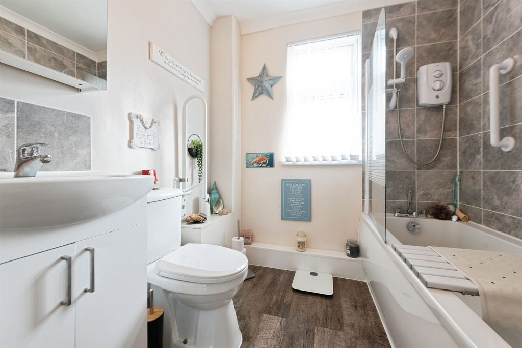 Additional image 5 of 1 bed flat for saleHarbridge Court, Havant PO9
