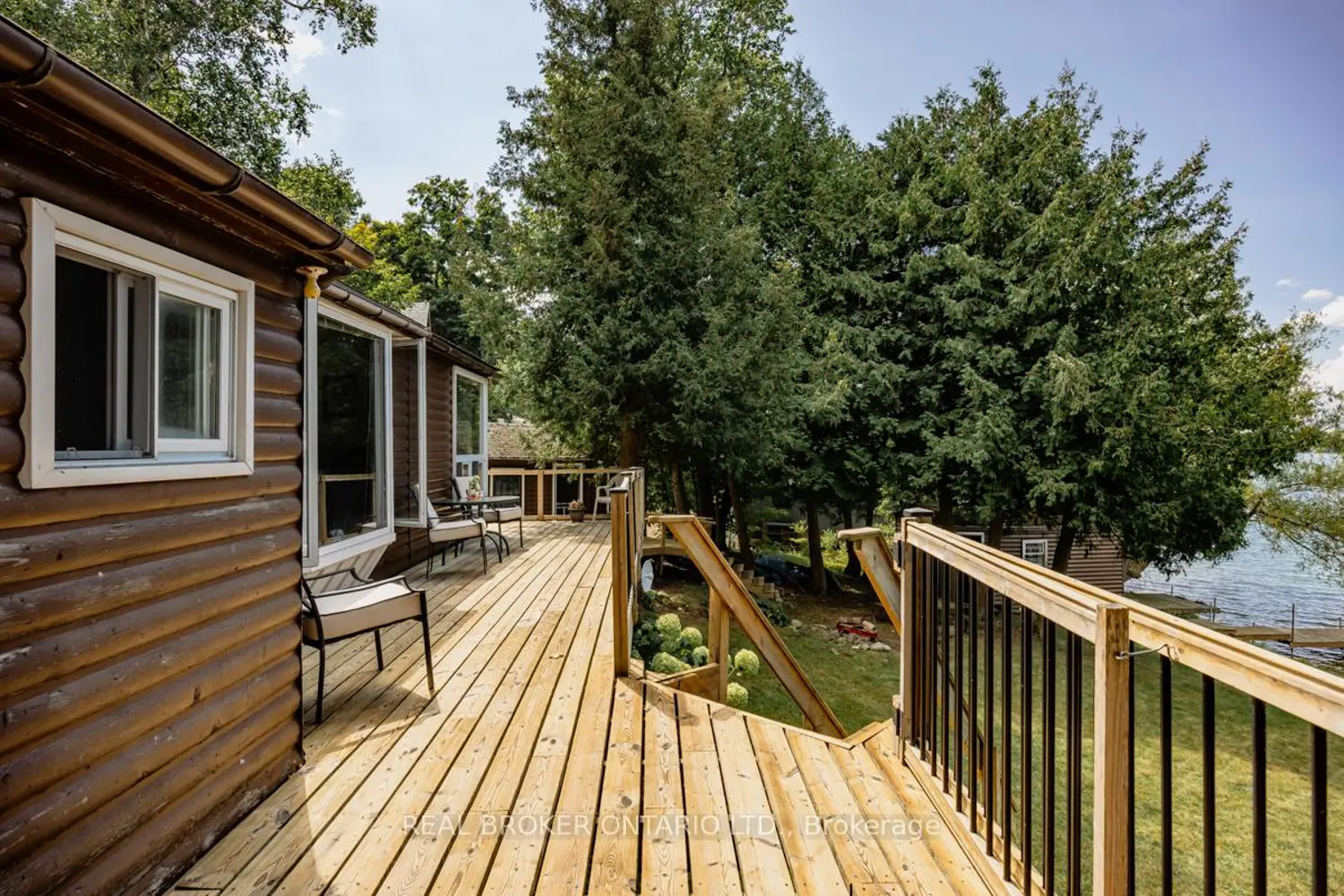 70 Ivy Lane photo 2