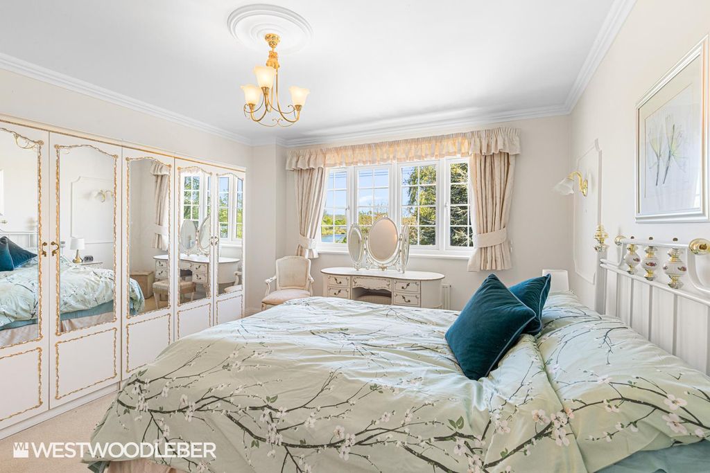 Additional image 15 of 4 bed detached house for saleEldon Road, Hoddesdon EN11