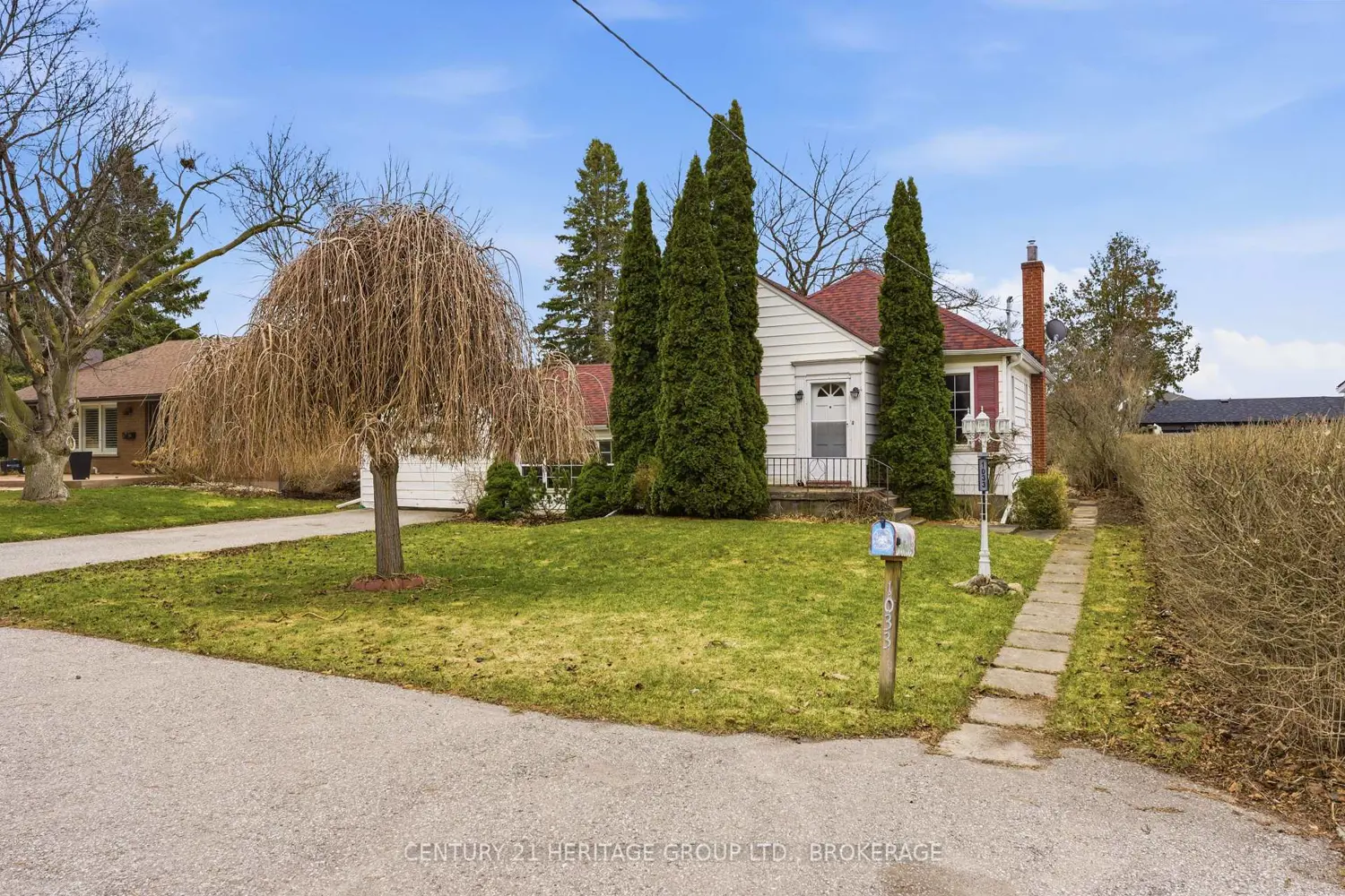1033 King Street photo 3
