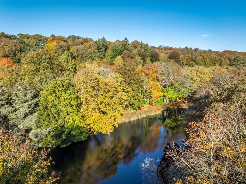 Additional image 35 of 5 bed detached house for saleHindhead Road, Haslemere, Surrey GU27