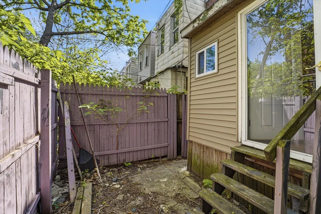 6311 Regent Street, Philadelphia, PA 19142