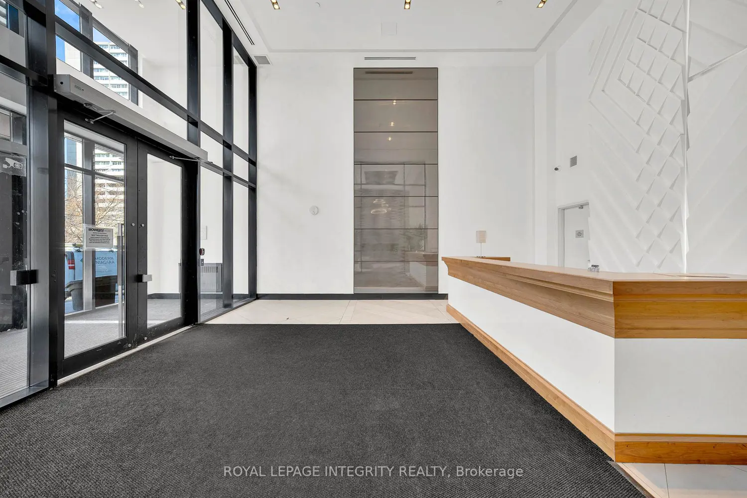 255 Bay Street #604