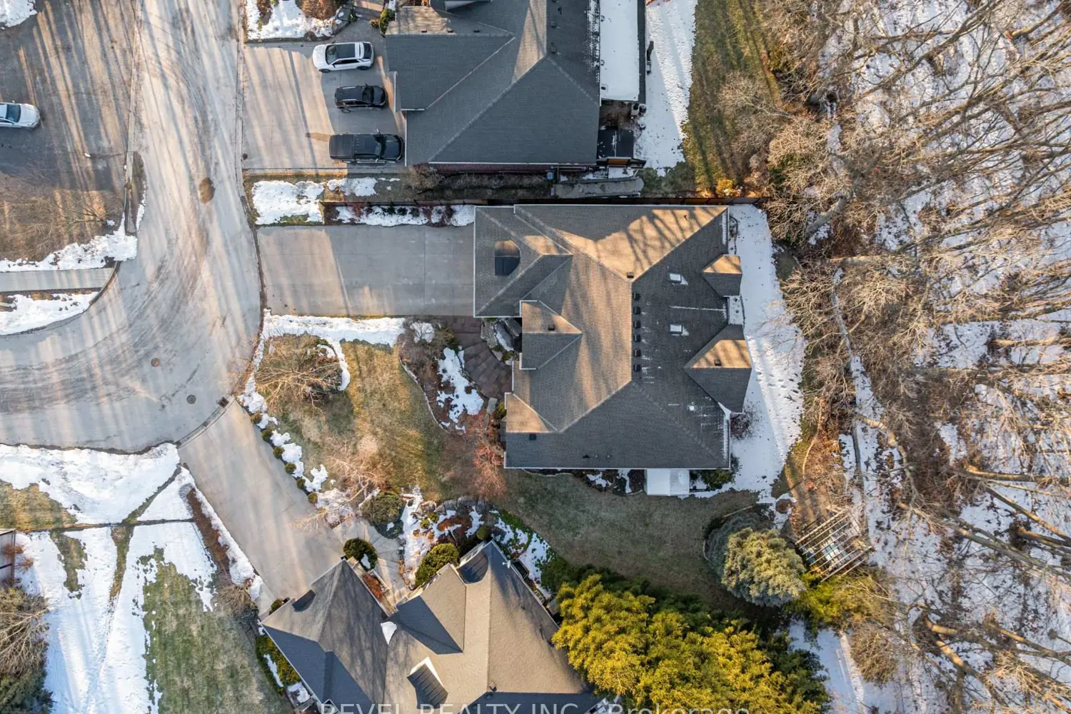 15 Mansfield Drive photo 5