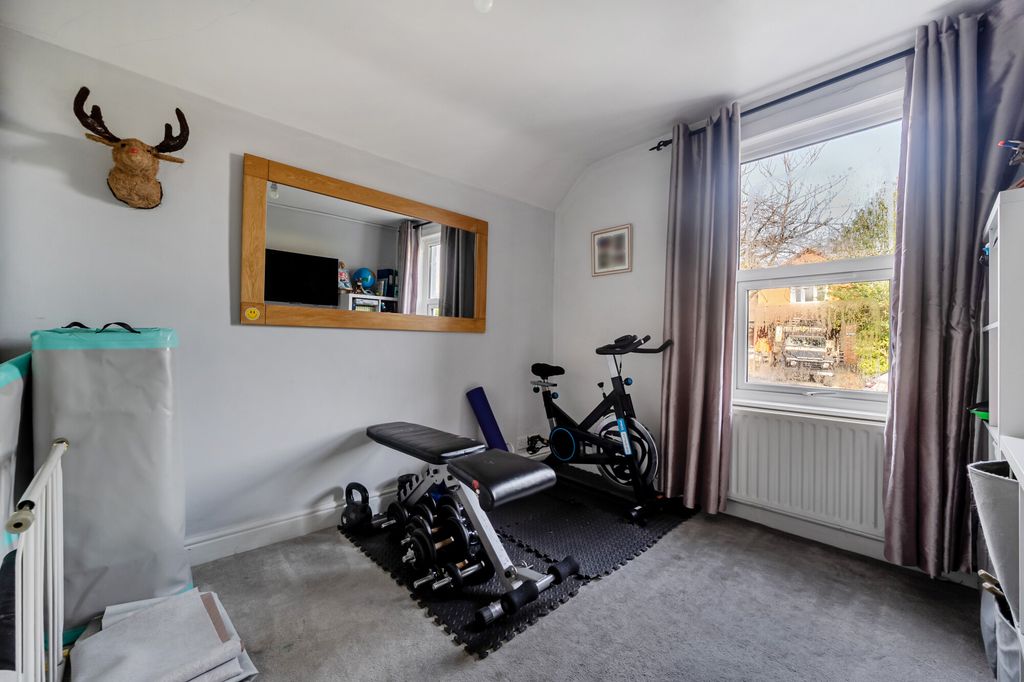 Additional image 12 of 4 bed detached house for saleClovelly Road, Hindhead GU26