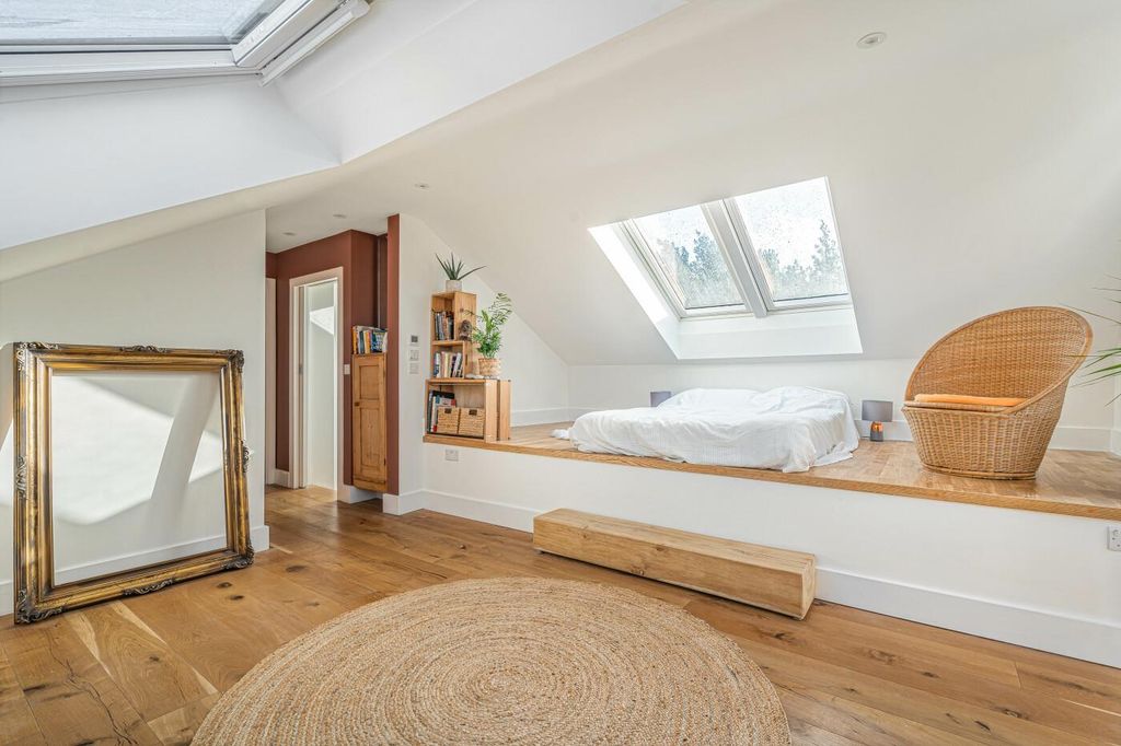 Additional image 39 of 5 bed detached house for saleGreys Road, Henley-On-Thames RG9