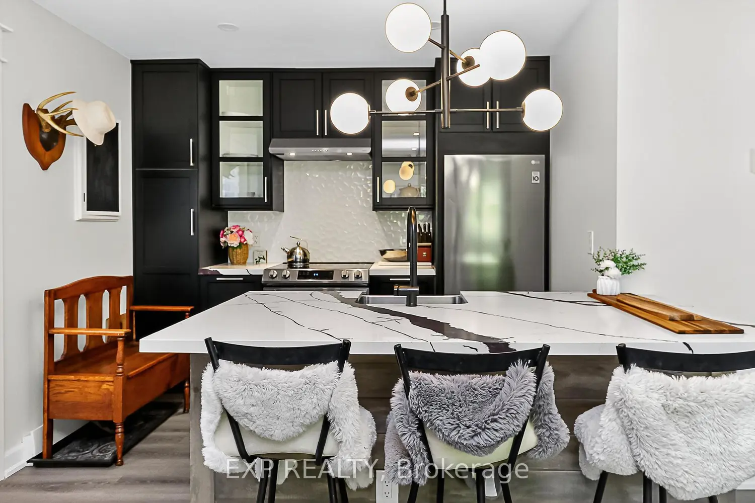15 Dawson Drive 3 photo 5