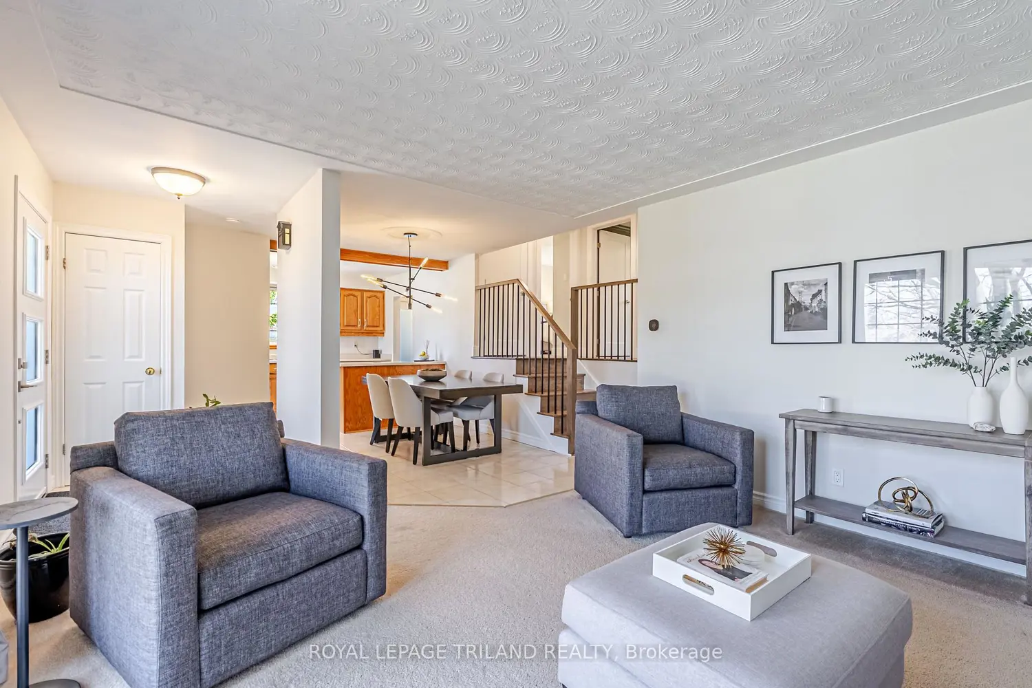 183 Canterbury Drive photo 5