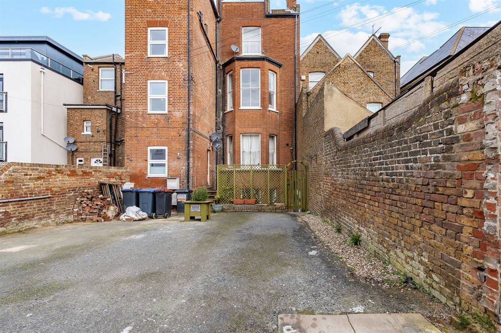 Additional image 18 of 2 bed flat for saleCentral Parade, Herne Bay CT6