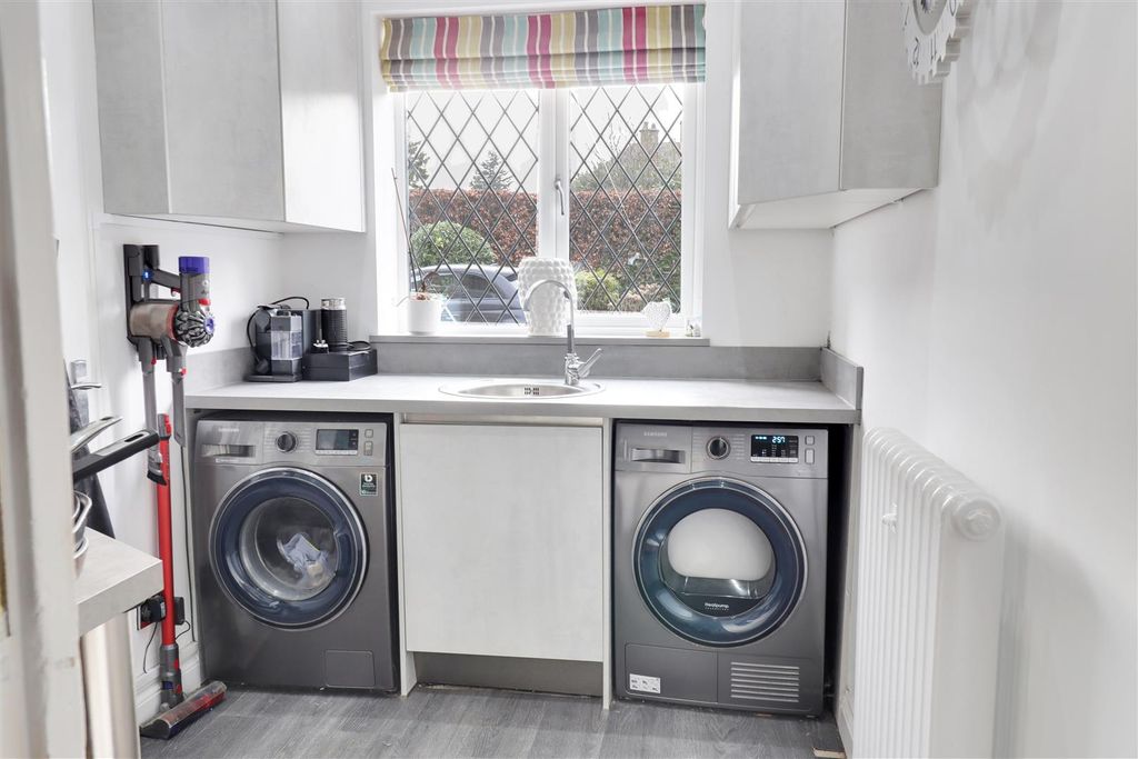 Additional image 7 of 4 bed detached house for saleHeads Lane, Hessle HU13