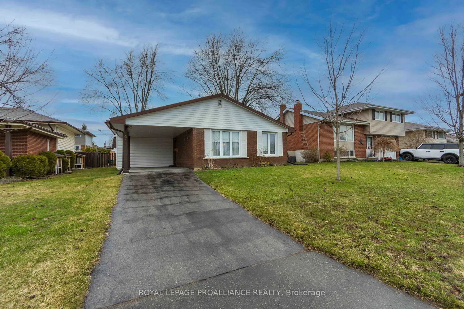 21 Miron Road photo 2