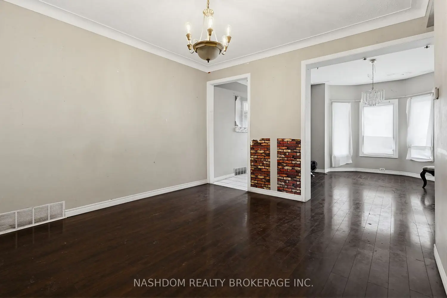 249 Wentworth Street photo 2