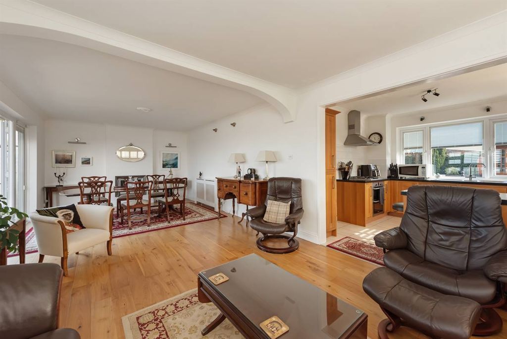 Additional image 9 of 5 bed detached house for saleHarcourt Drive, Herne Bay CT6