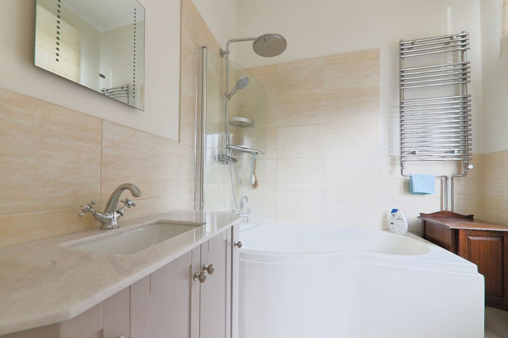 Additional image 22 of 9 bed detached house for saleFerriby Road, Hessle HU13