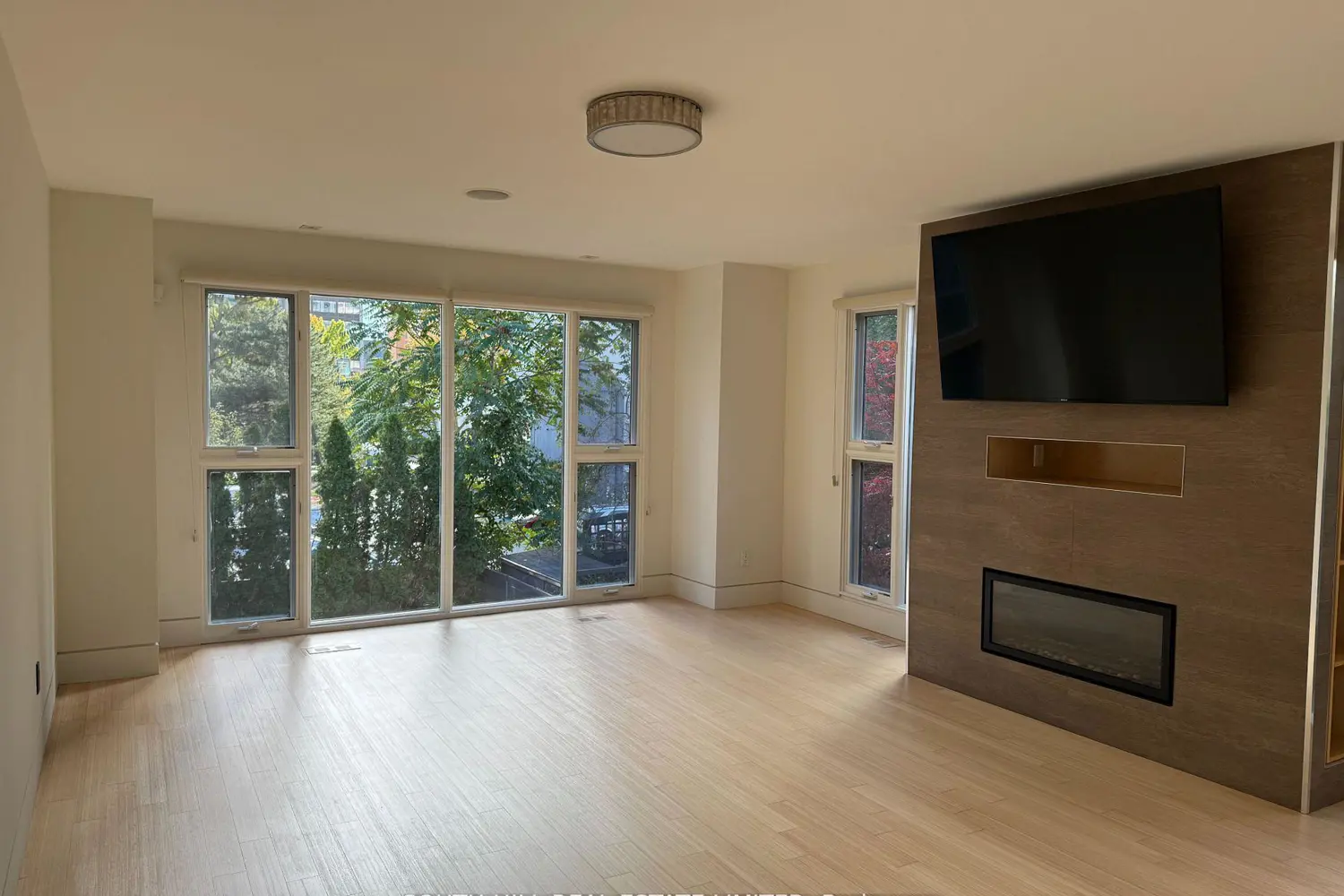 21 Lowther Avenue photo 5