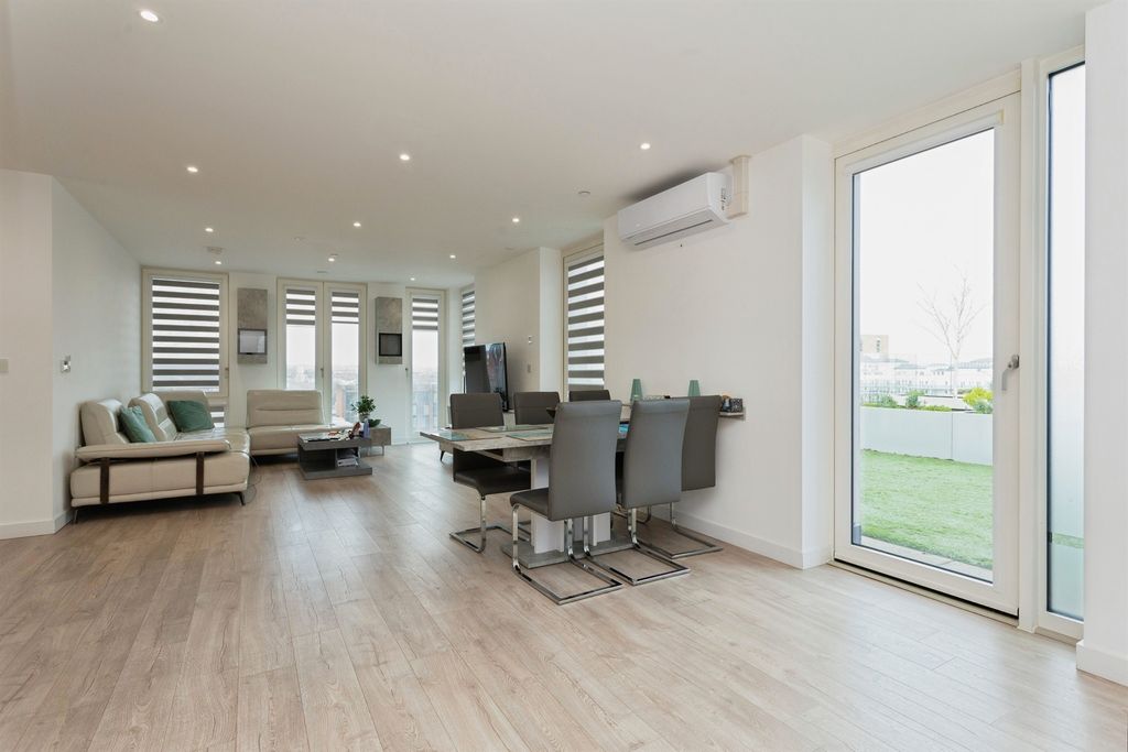 Additional image 10 of 3 bed flat for salePerceval Square, Harrow HA1