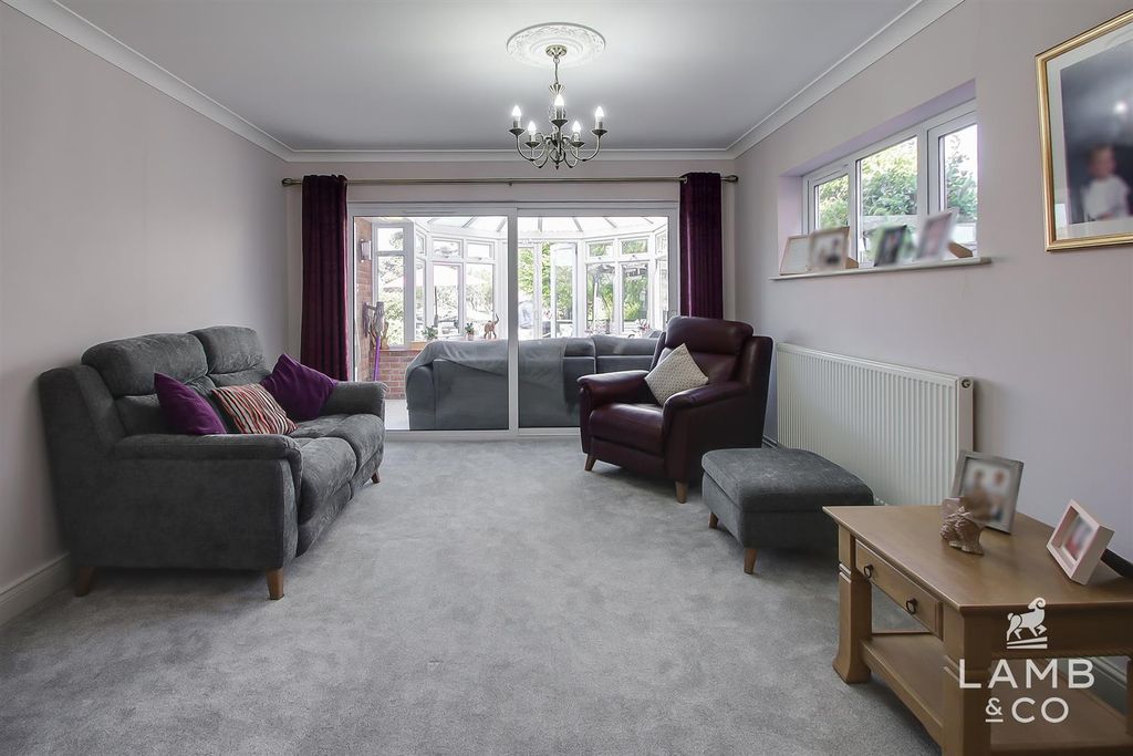 Additional image 16 of 5 bed detached house for saleFronks Road, Dovercourt CO12