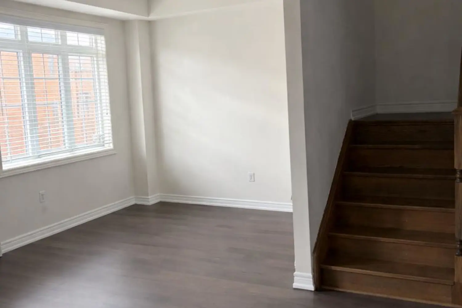 Additional image 2 of 27 Spiv Grove Way