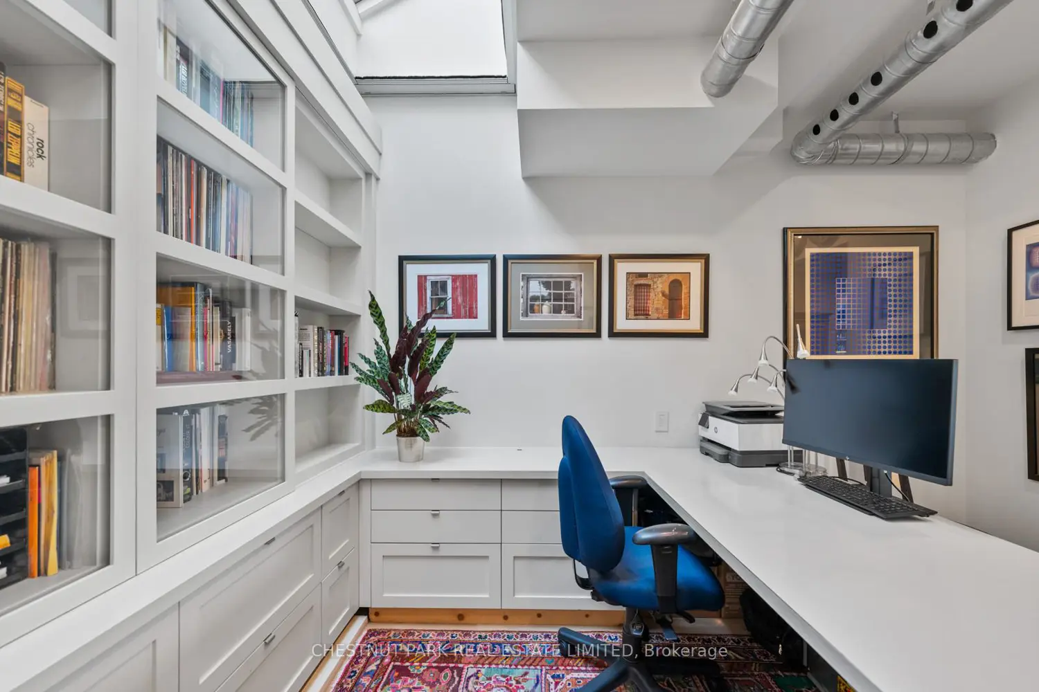 Additional image 11 of 1852 Queen Street 304