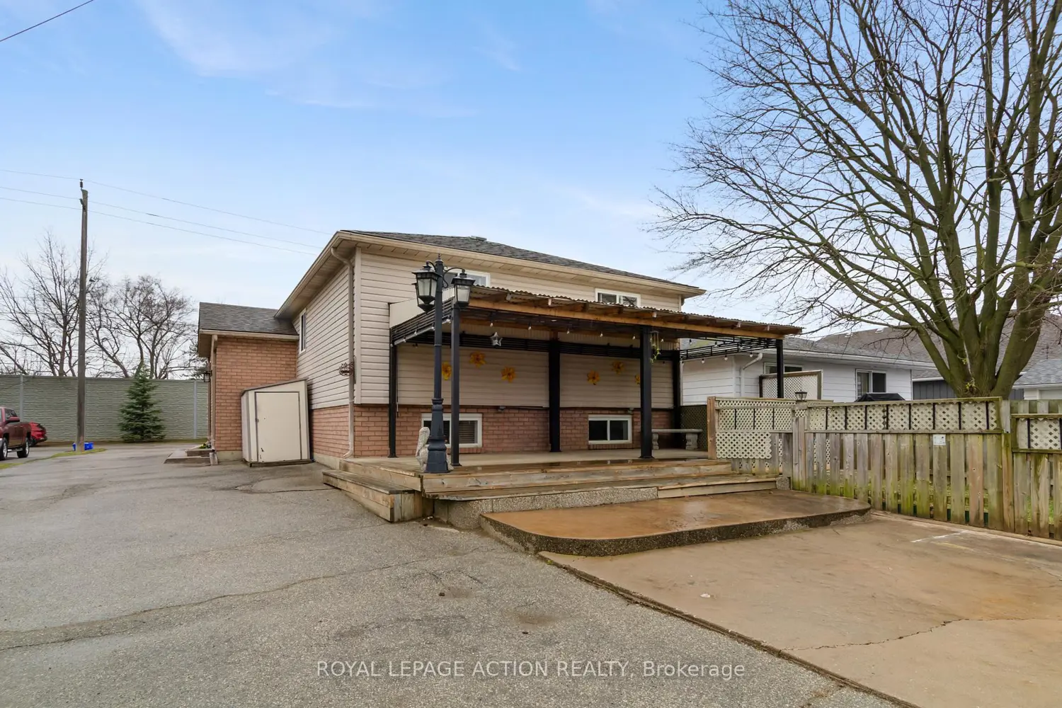 71 Barnes Avenue photo 3