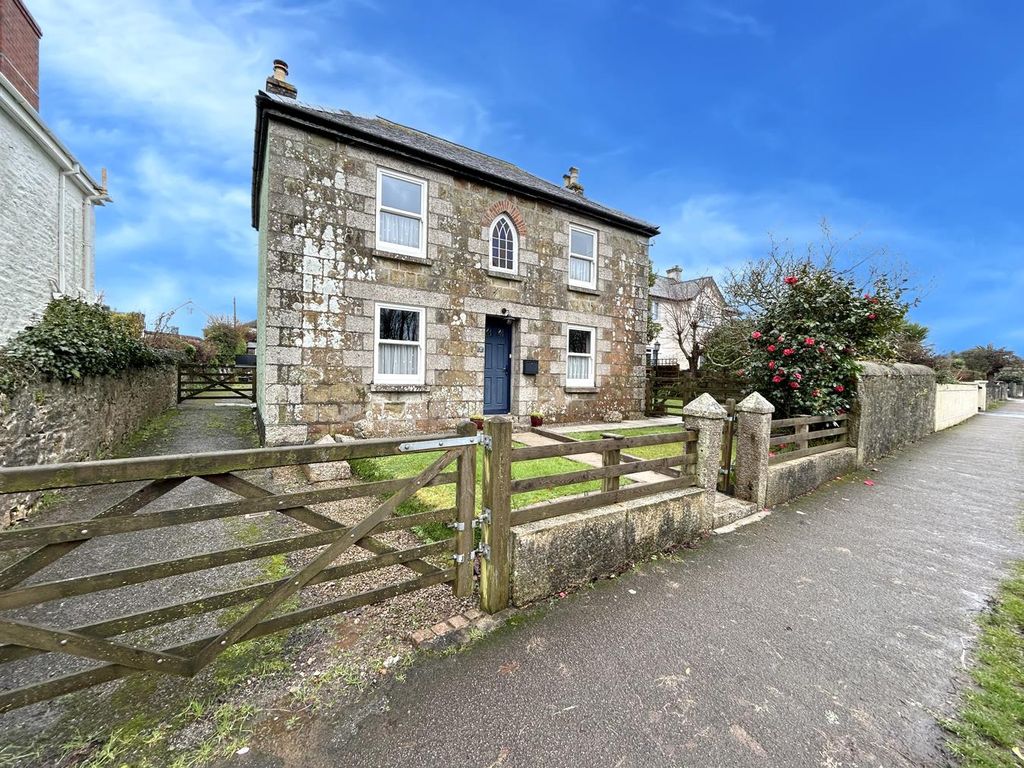 5 bed detached house for saleMeneage Road, Helston TR13