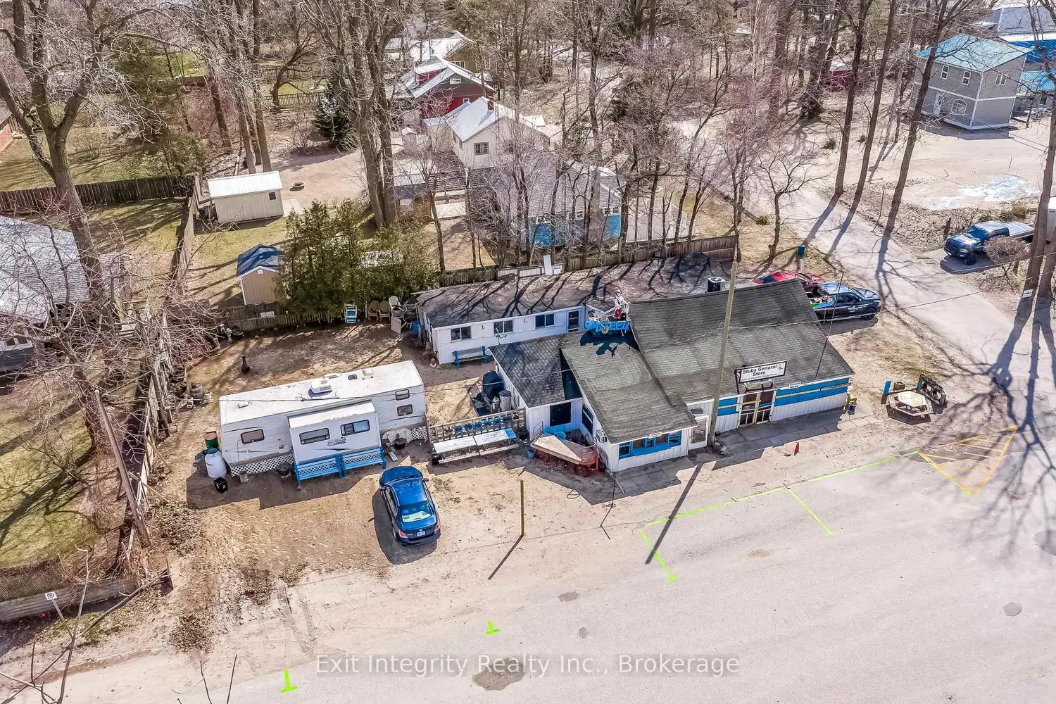 2 Beach Avenue photo 5