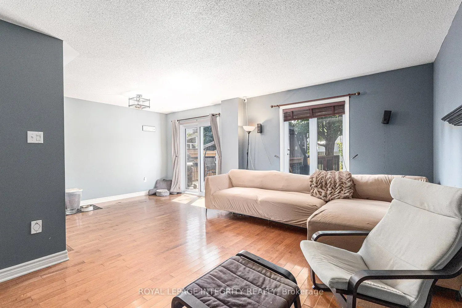 1100 Trillium Place photo 4