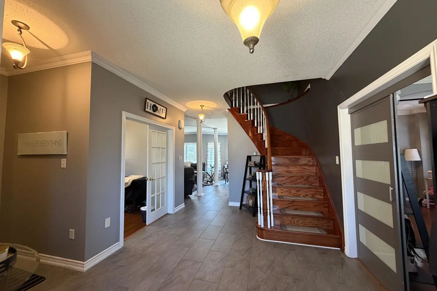 422 Mapleton Avenue