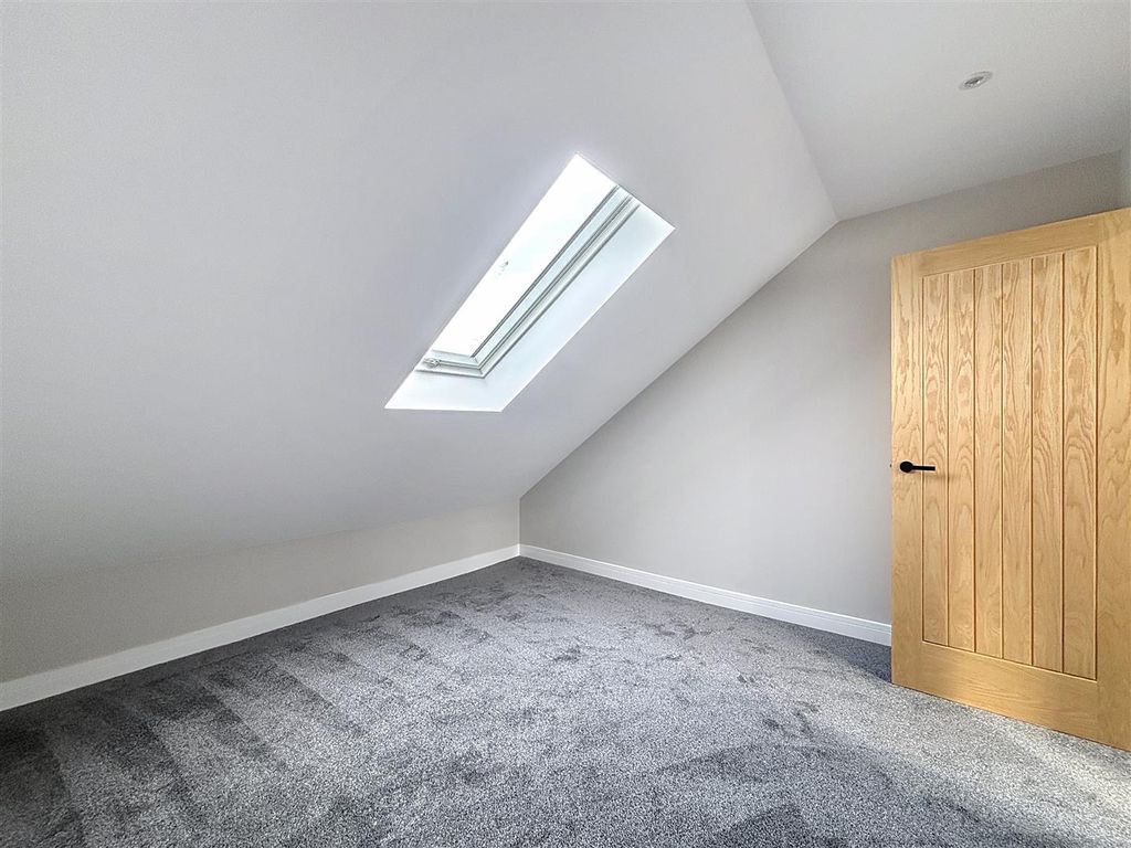 Additional image 24 of 4 bed end terrace house for saleEsplanade, Hornsea HU18
