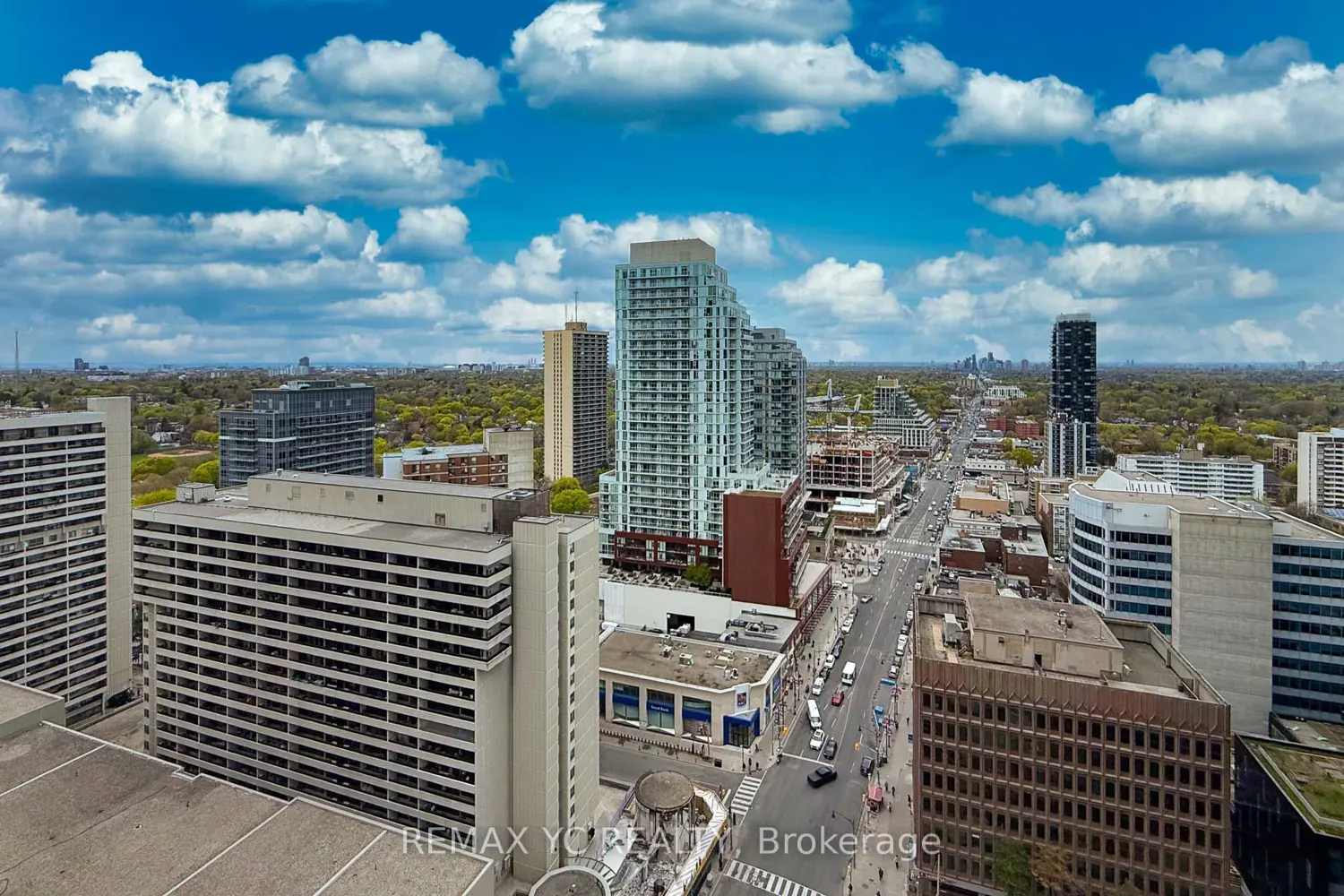 Additional image 16 of 8 Eglinton Avenue 2206