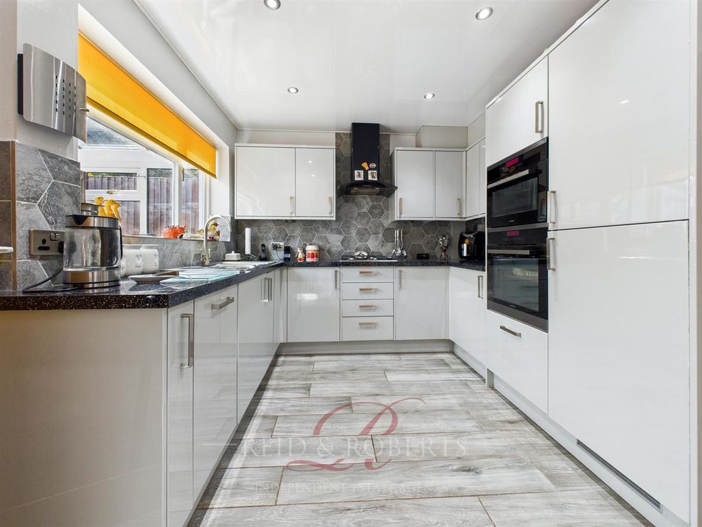 Additional image 3 of 4 bed detached house for saleCoed Y Fron, Holywell CH8