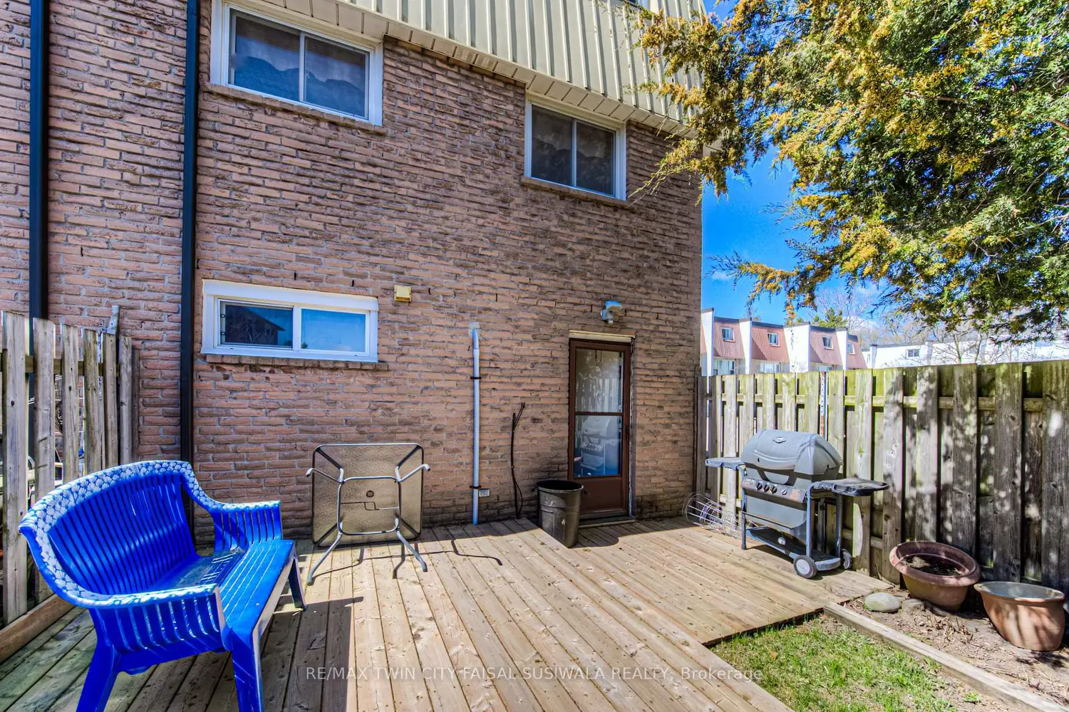 70 Morgan Avenue 6 photo 3