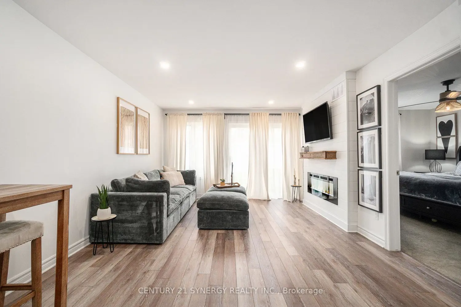 110 Seabert Drive photo 3