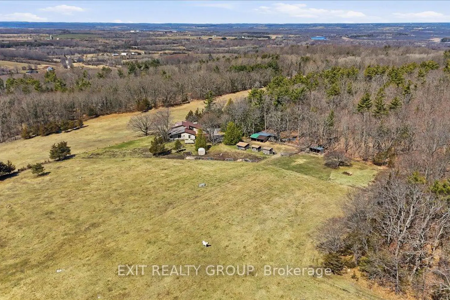 401 Hearns Road photo 2