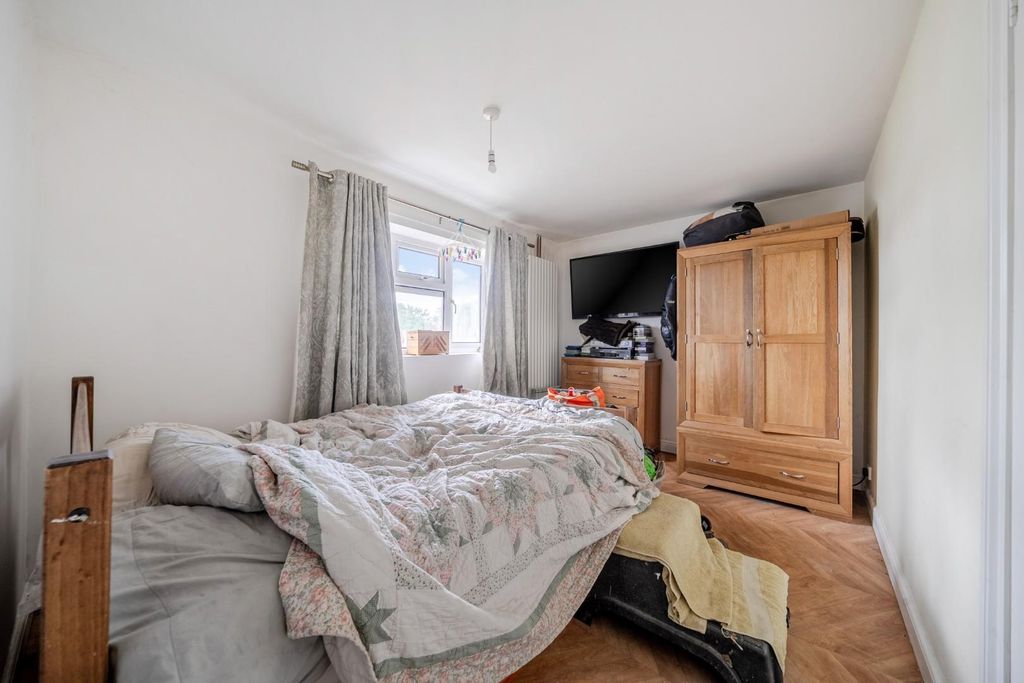 Additional image 8 of 1 bed flat for salePurbrook Way, Havant PO9