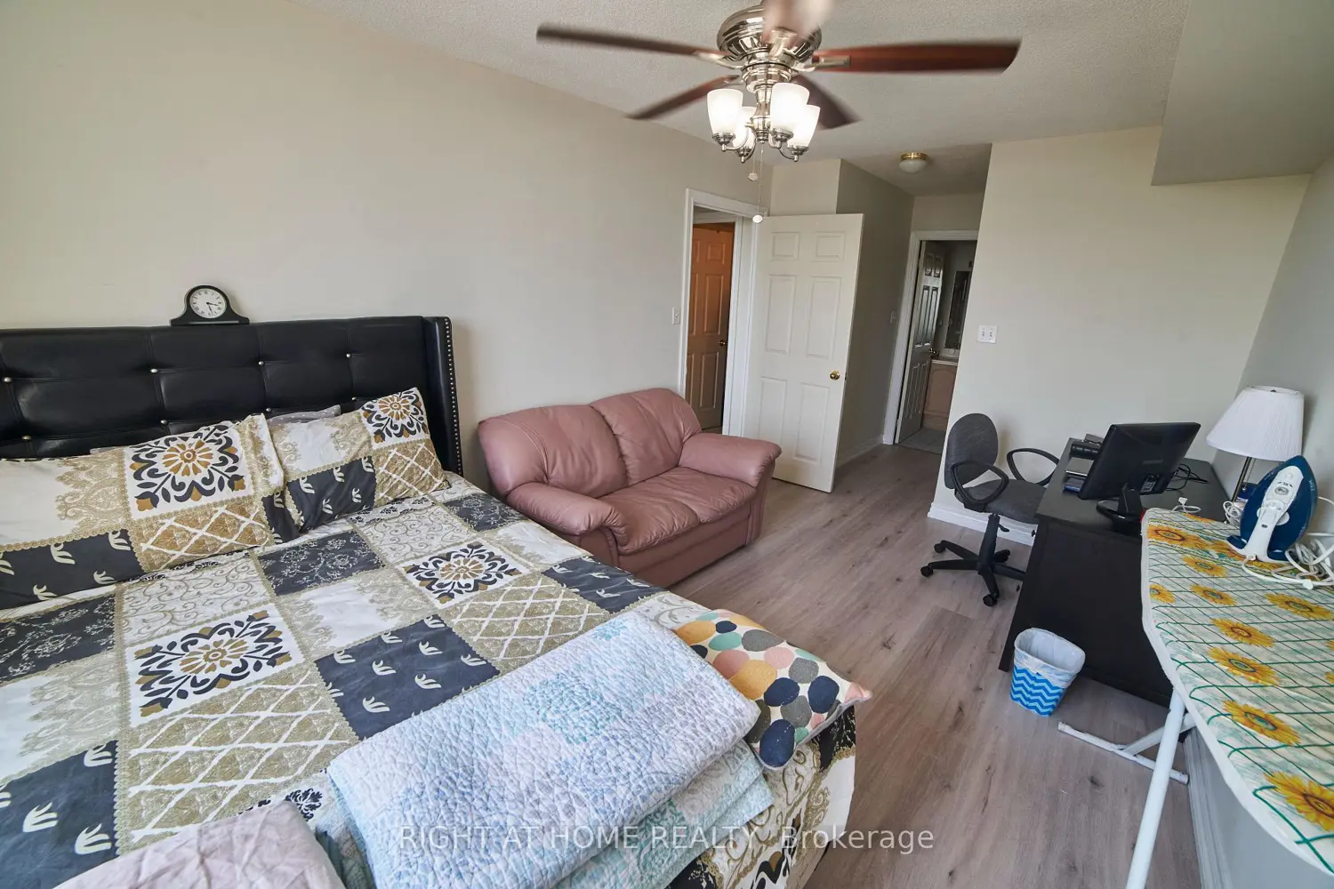 Additional image 5 of 1700 Eglinton Avenue 609