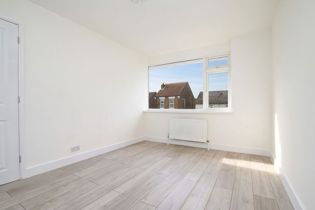 Additional image 11 of 3 bed flat for saleRye Road, Hoddesdon EN11