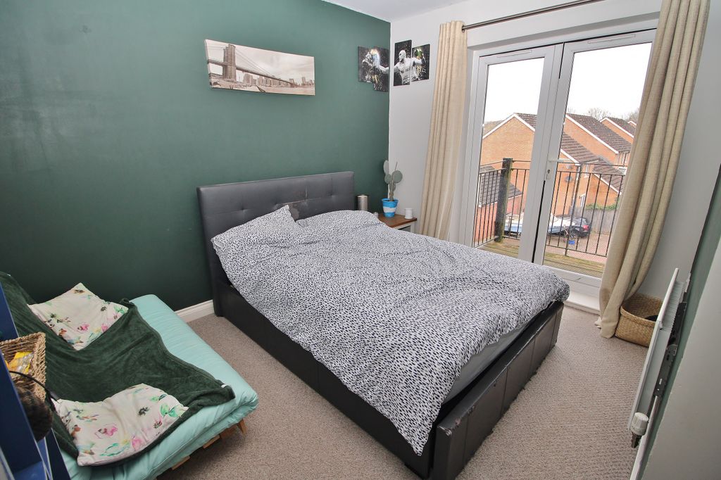 Additional image 5 of 2 bed flat for saleFreeley Road, Havant PO9