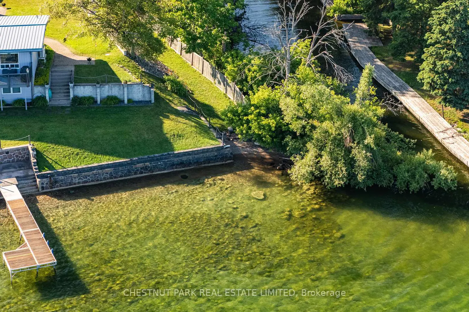 47 Lakeshore Road photo 3