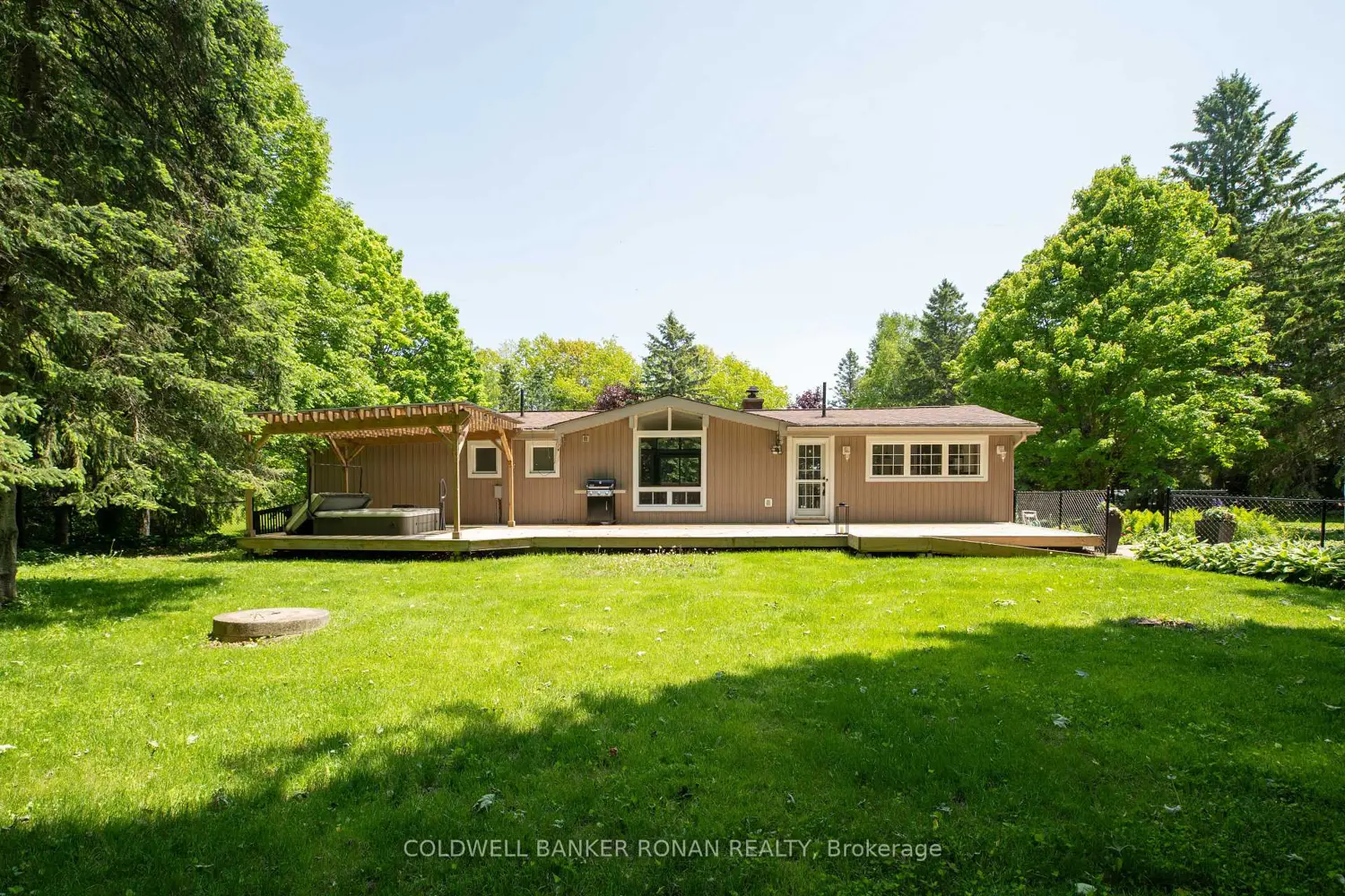 953026 7Th Line photo 5