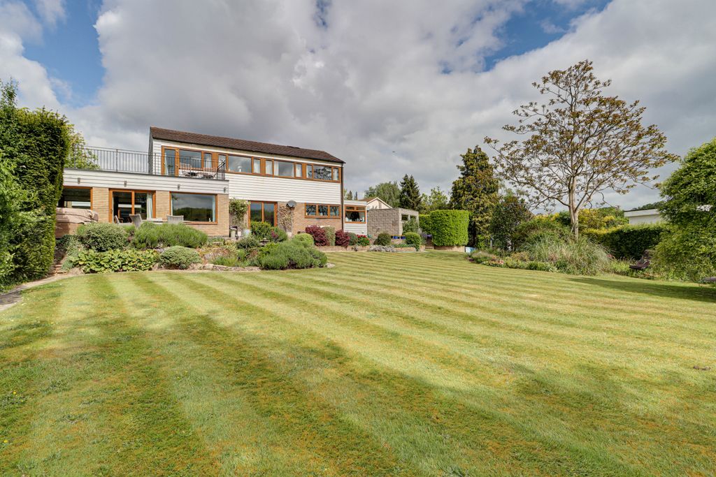 Additional image 25 of 4 bed detached house for saleHighclere Drive, Hemel Hempstead HP3