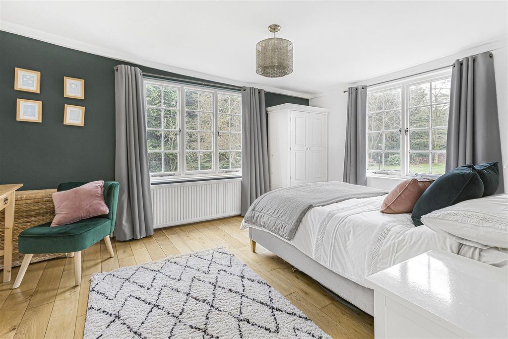 Additional image 22 of 6 bed detached house for saleHertingfordbury Road, Hertingfordbury, Hertford SG14