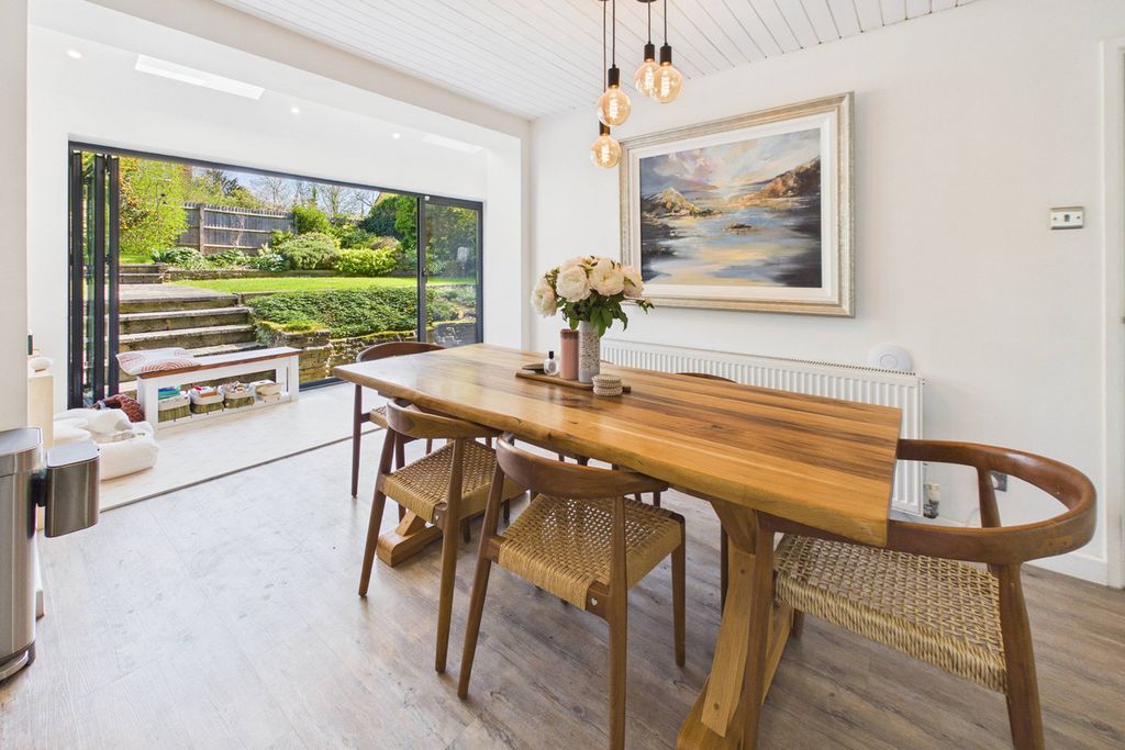 Additional image 9 of 4 bed detached house for saleParkhill Road, Hemel Hempstead HP1
