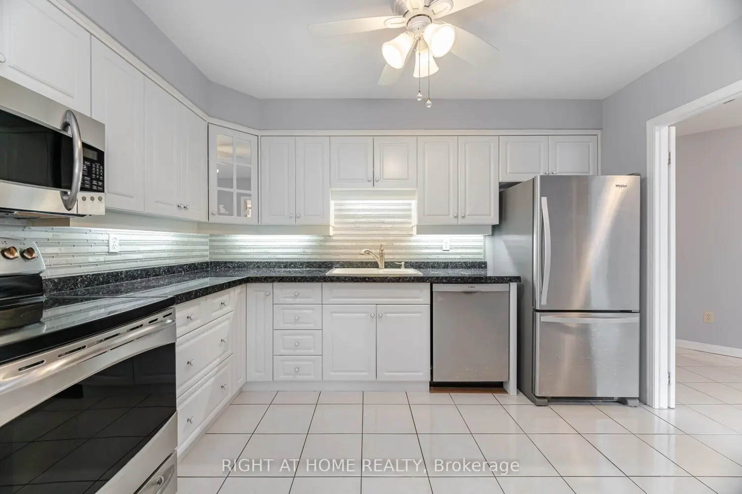 166 Mountain Park Avenue 201 photo 4