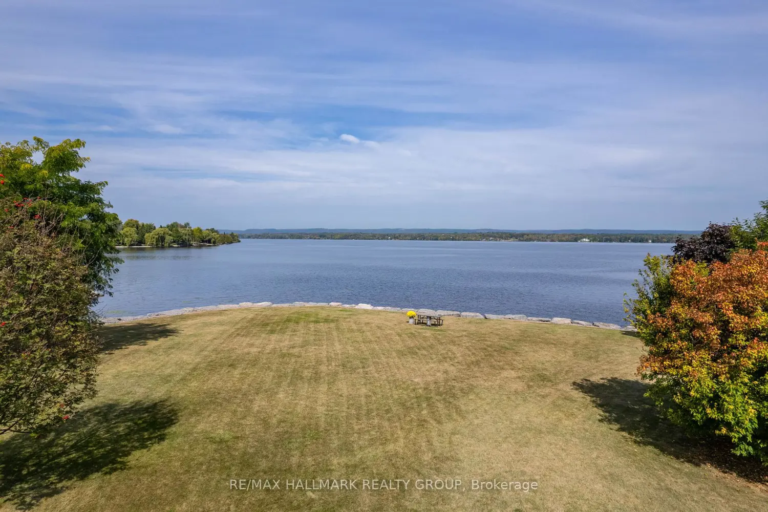 3285 Front Road