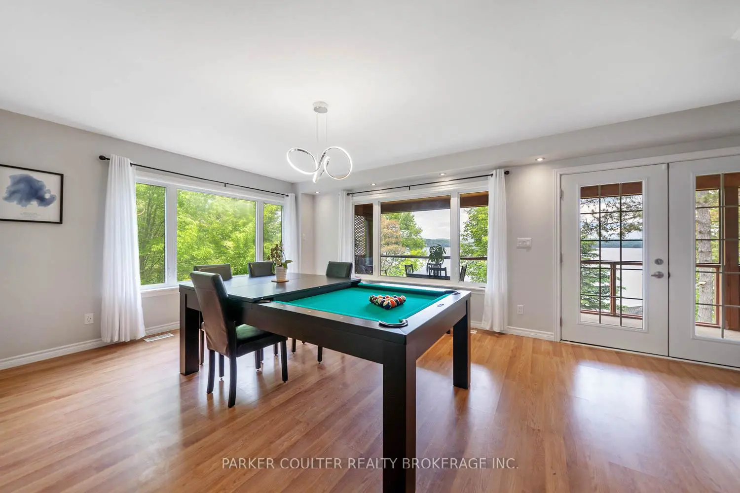 1033 Harvest Moon Lane photo 3