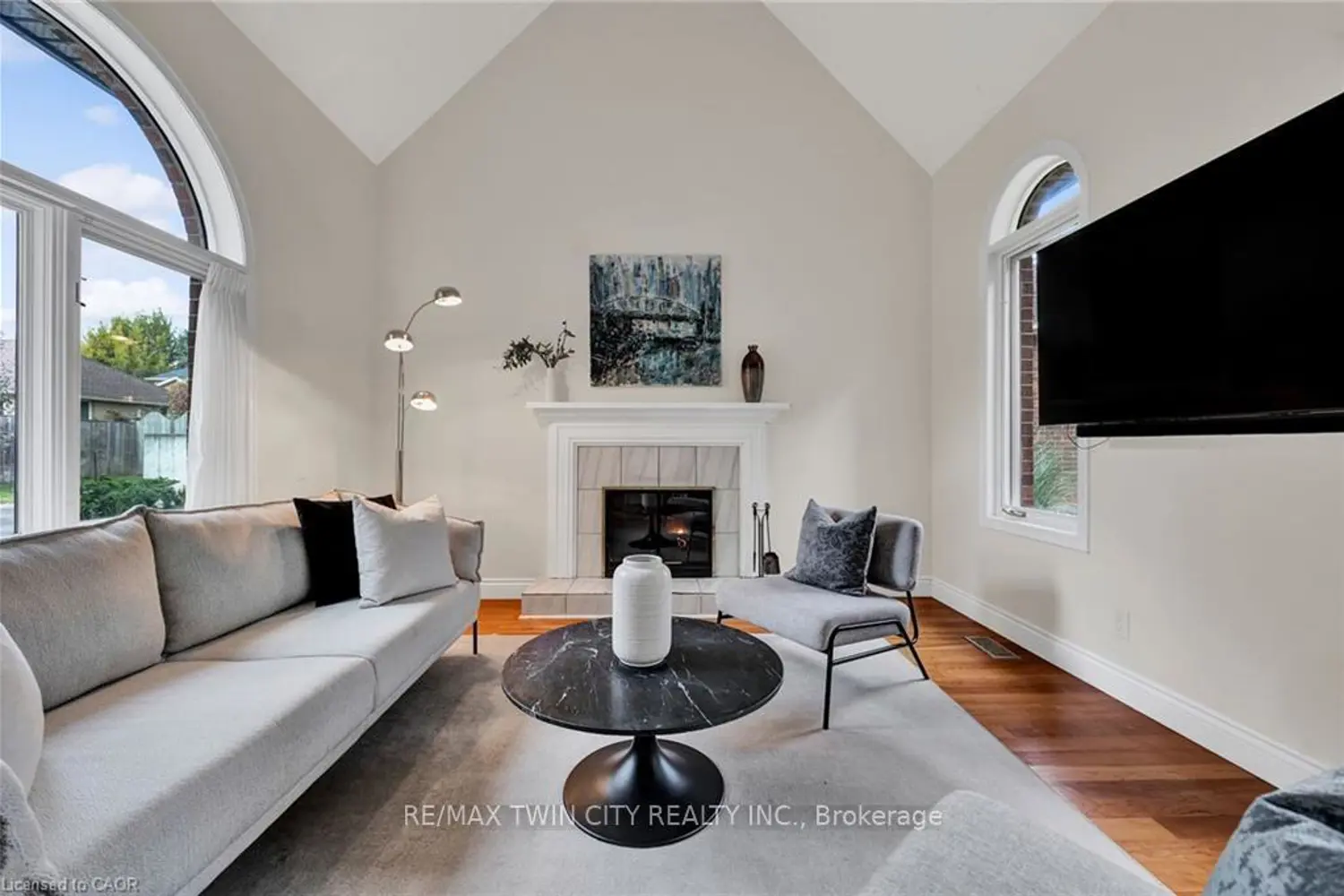 Additional image 3 of 250 Grey Squirrel Place