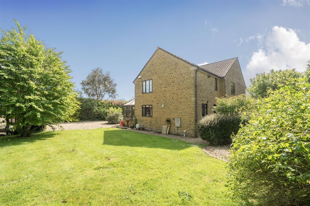 Additional image 3 of 4 bed detached house for saleSchool Lane, Seavington, Ilminster TA19