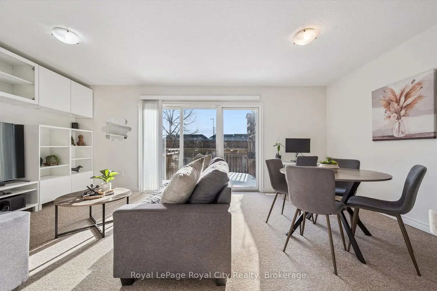 361 Arkell Road 6 photo 4
